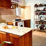 Holiday home Charming Rustic Wine Cellar House In With Fireplace Reguengo Grande