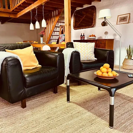 Casa de Férias Charming Rustic Wine Cellar House In With Fireplace *