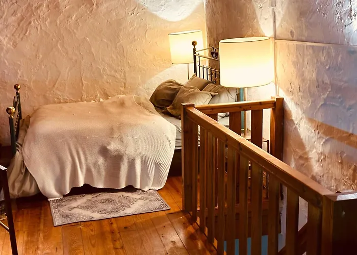 Feriehus Charming Rustic Wine Cellar House In With Fireplace *