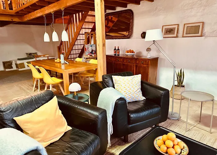 Charming Rustic Wine Cellar House In With Fireplace Reguengo Grande