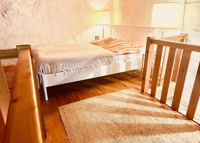 Charming Rustic Wine Cellar House In With Fireplace Feriehus Reguengo Grande